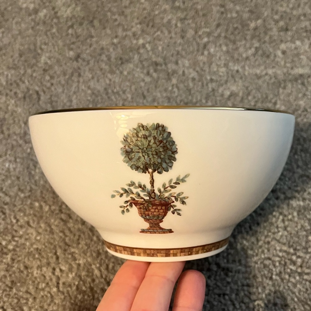 Lenox bowl